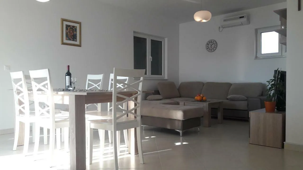 Apartment Anakatarina Trogir 0*,  Croatia
